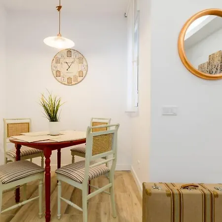 Apartament Magico Apartamento 2 Calle Linneo By Batuecas *
