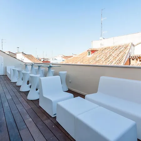Centro Fuencarral 52 Hotell 3*