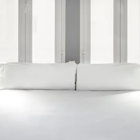 Centro Fuencarral 52 Hotell 3*