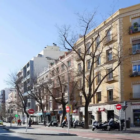 Apartamento De Lujo Nuevos Ministerios Chamberi Apartment *