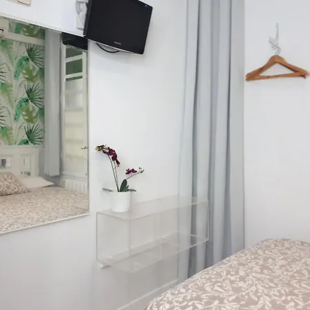 Pensjonat Casa Chueca 2*