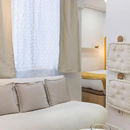 Designer 1 Bedroom In Chamberi