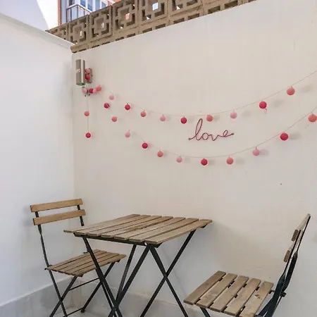 Homeabout Diego De León Ii Apartamento