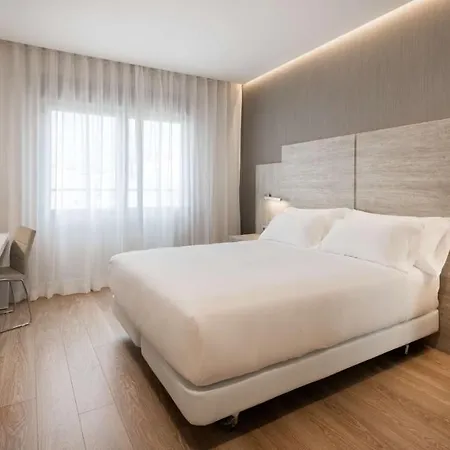 Nh Chamberi Hotel