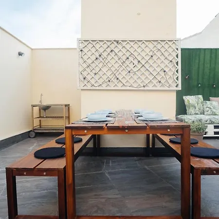 Homeabout Premium Royal Palace Penthouse Madrid