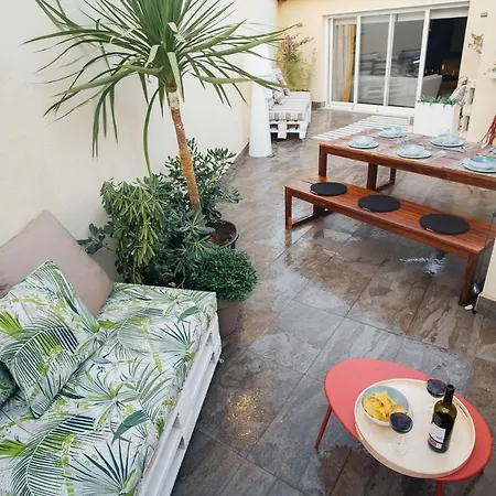 Homeabout Premium Royal Palace Penthouse Apartment *