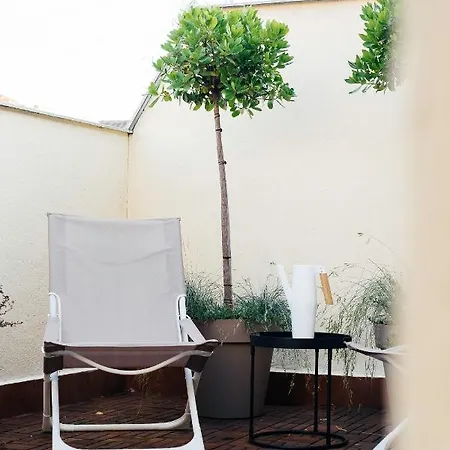 Homeabout Premium Royal Palace Penthouse Apartment Madrid