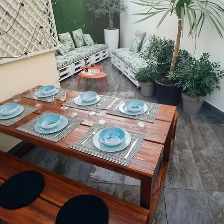 Homeabout Premium Royal Palace Penthouse Apartment