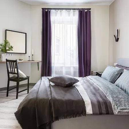 Apartment Plaza Jesus * Madrid