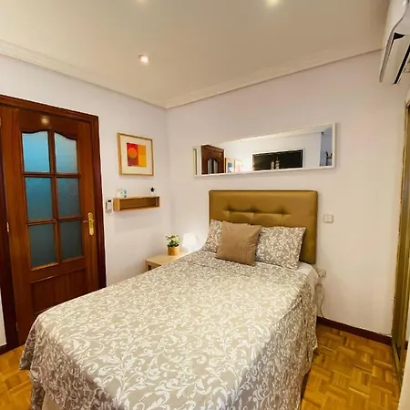 Sleeping Gran Via Apartment Madrid