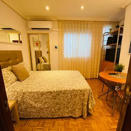 Sleeping Gran Via Apartment