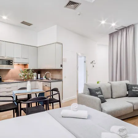 Limehome Calle De Don Ramon De La Cruz 2*