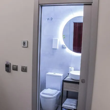 Hostal Juliette-gran Via Madrid