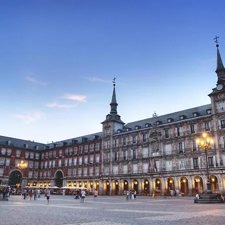 Marques De Vadillo Madrid Rio Gasthuis *