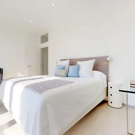 Fantastic For 4 Near Museums San Agustin I Apartment Madrid