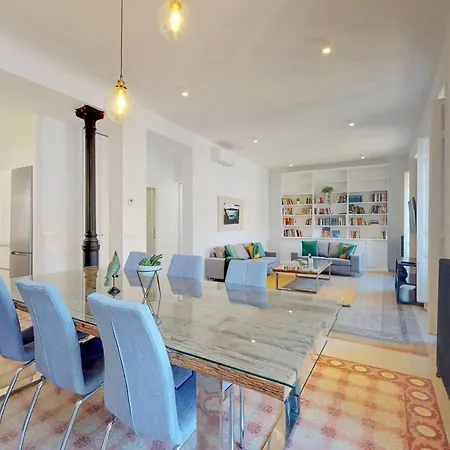 Apartment Fantastic For 4 Near Museums San Agustin I
