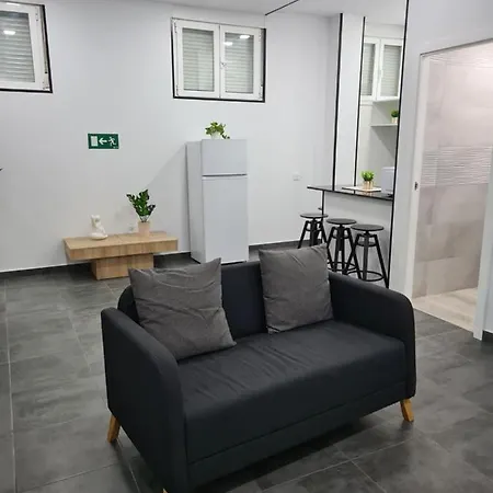 M-a Apartamento Algodonales 마드리드
