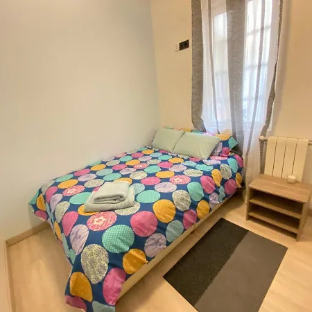Homestay Herminiopuertas Apartment *