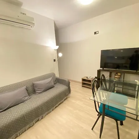 Homestay Herminiopuertas Apartment Madrid