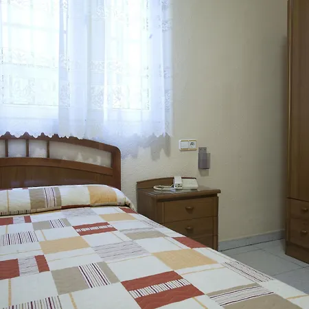 Otel Maria Luisa 2*