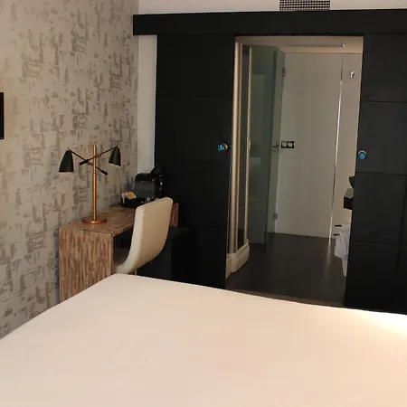 Abalu Design Boutique Gran Via 3*