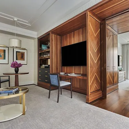 Hotel Four Seasons