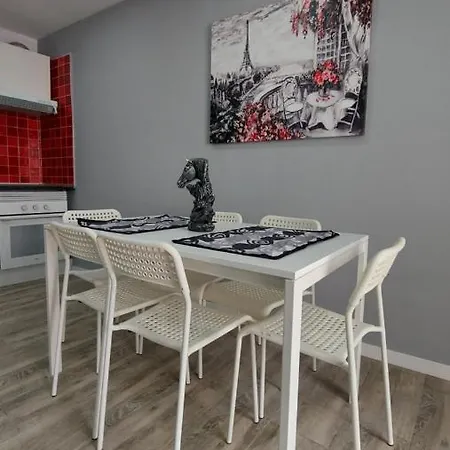 Cozy Apartament