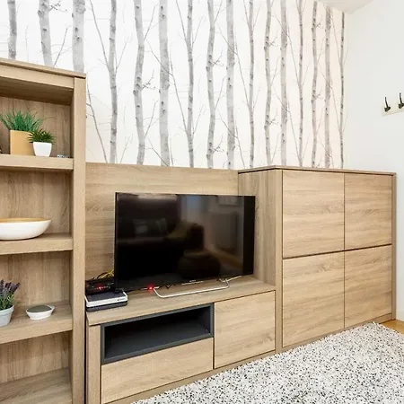 Mit House Ayala En