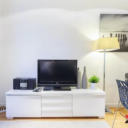 Apartment Mit House Puerta Del Sol Iii En Madrid