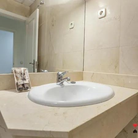 Mit House Puerta Del Sol Iii En * Madrid