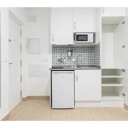 Acogedor Y Silencioso Estudio M1 Embajadores Appartement Madrid