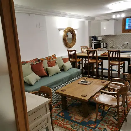 아파트 Loft In Beautiful 19th Century House 마드리드