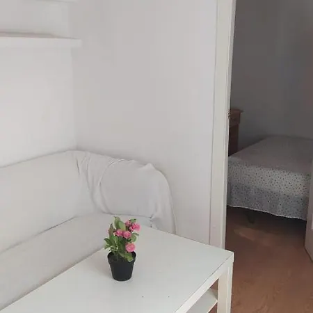 Apartamento En C. Maria Luisa 2 Dormitorios *