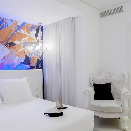 Dormirdcine Hotel 4*