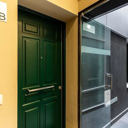Mit House Ayala En