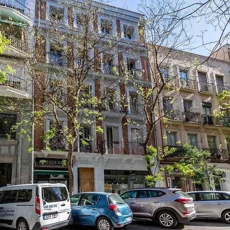 Apartment Mit House Ayala En