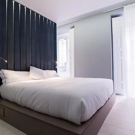 Centro Fuencarral 52 Hotell 3*