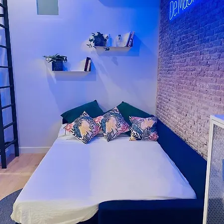 Calle Amparo 86 Lujoso Duplex Con Jacuzzi En Lavapies Especial Parejas Madryt