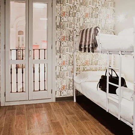 Room00 Chueca * Madrid