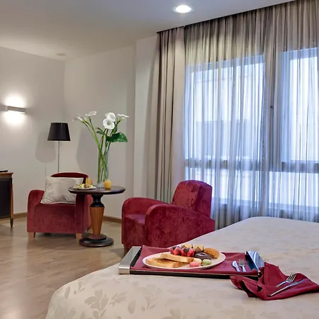 Crowne Plaza Airport 4* Madrid