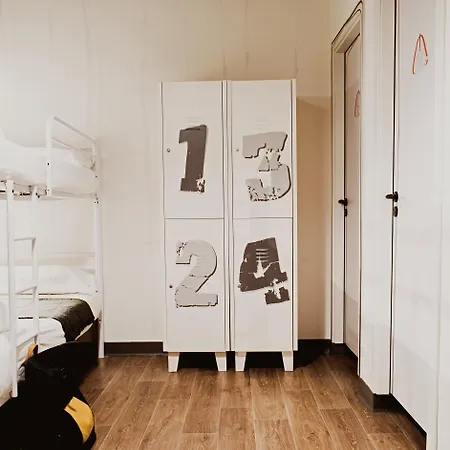 Room00 Chueca