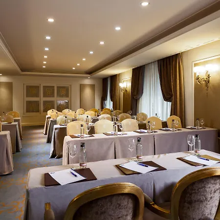 Wellington & Spa 5* Madryt