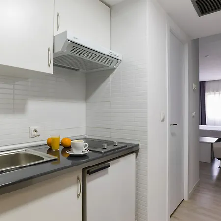 Boutique Urban Serrano Aparthotel 2*