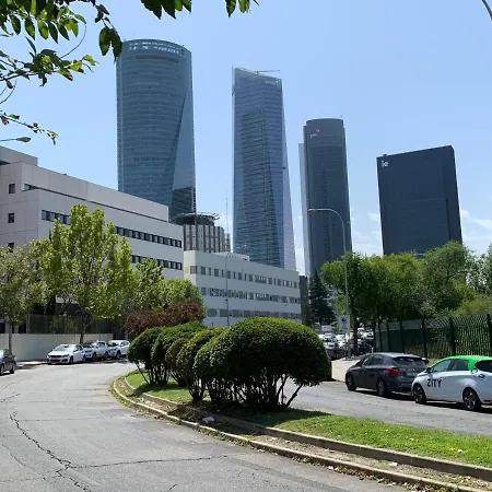 4torres Homes - Laura Apartment Madrid