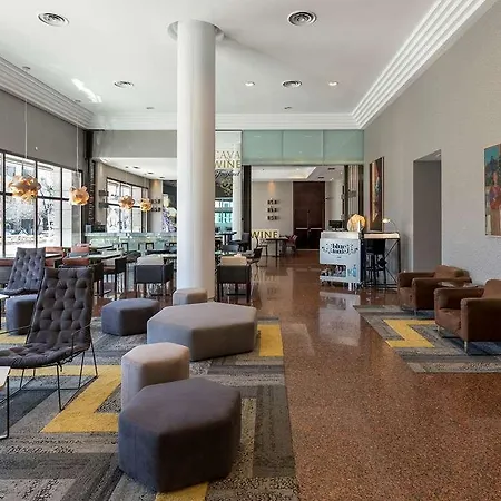 Rafaelhoteles Atocha 4*