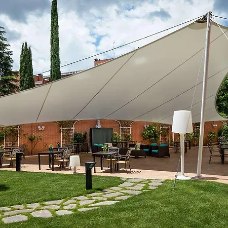 Rafaelhoteles Atocha Hotel