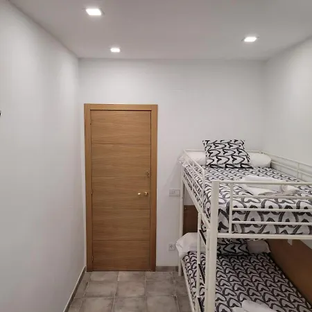 Guest house Coliving New San Bernando Madrid