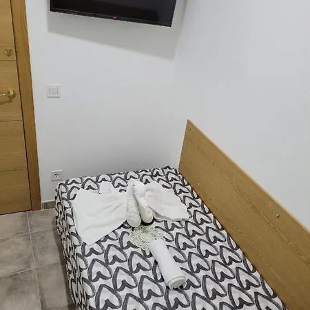 Coliving New San Bernando Guest house Madrid