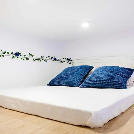 Apartament Calle Amparo 86 Lujoso Duplex Con Jacuzzi En Lavapies Especial Parejas Madryt
