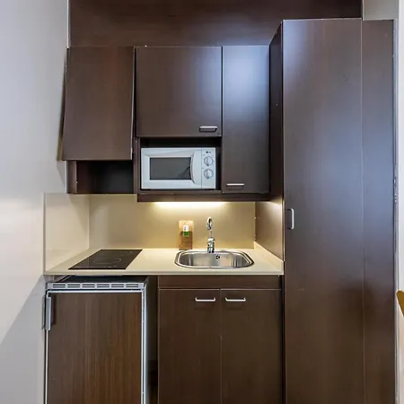 Apartment Residencia Universitaria Resa Erasmo